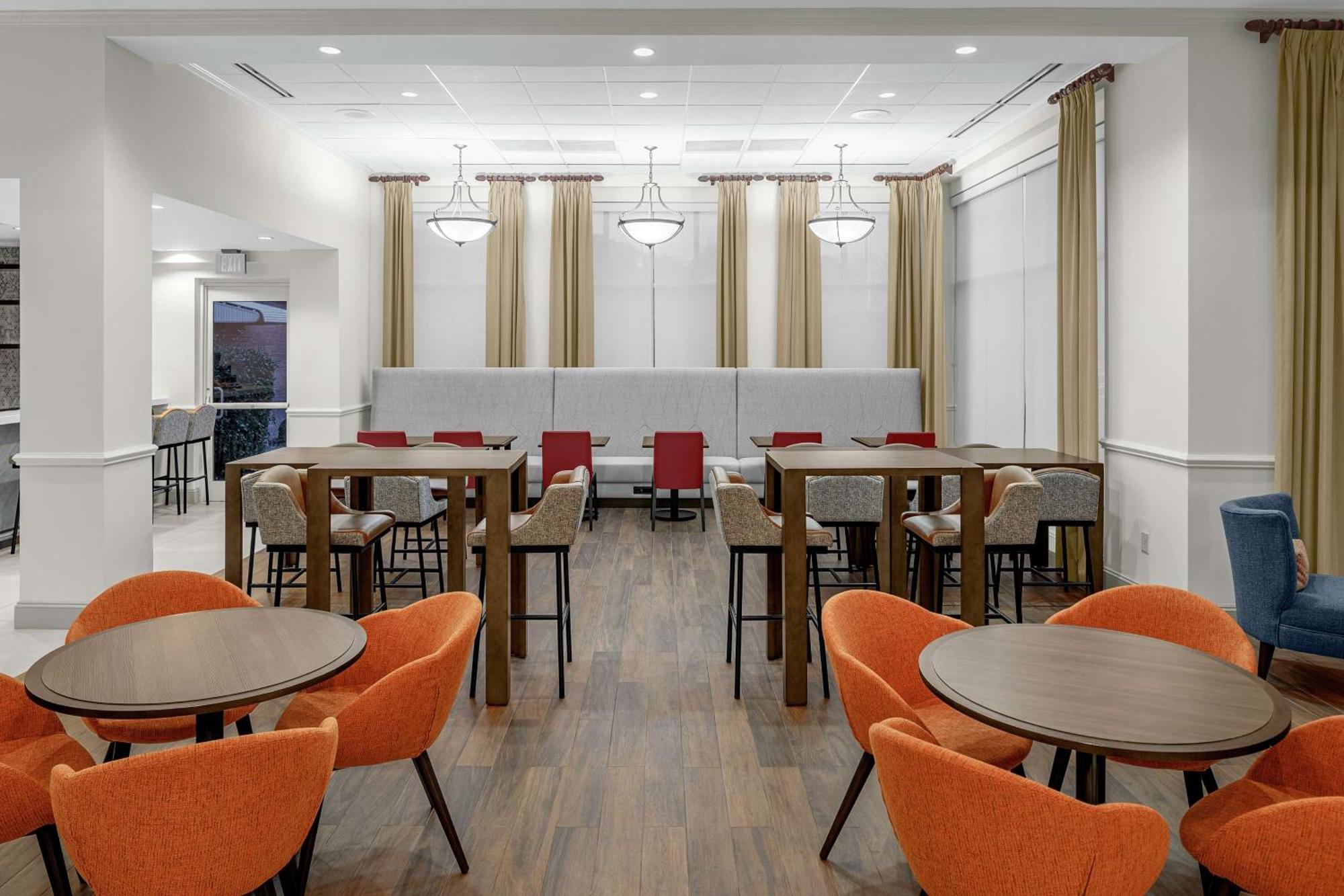 Hilton Garden Inn Wilmington Mayfaire Town Center Exterior photo