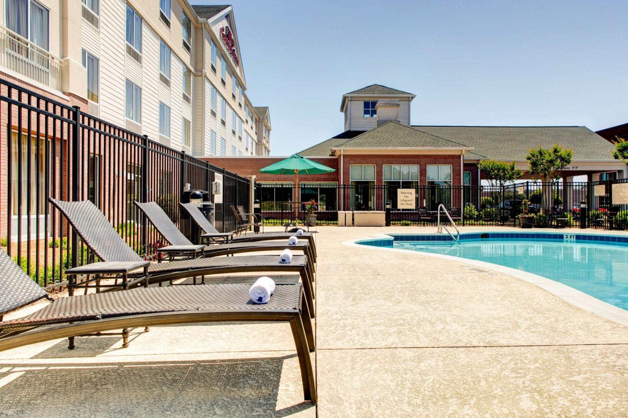 Hilton Garden Inn Wilmington Mayfaire Town Center Exterior photo