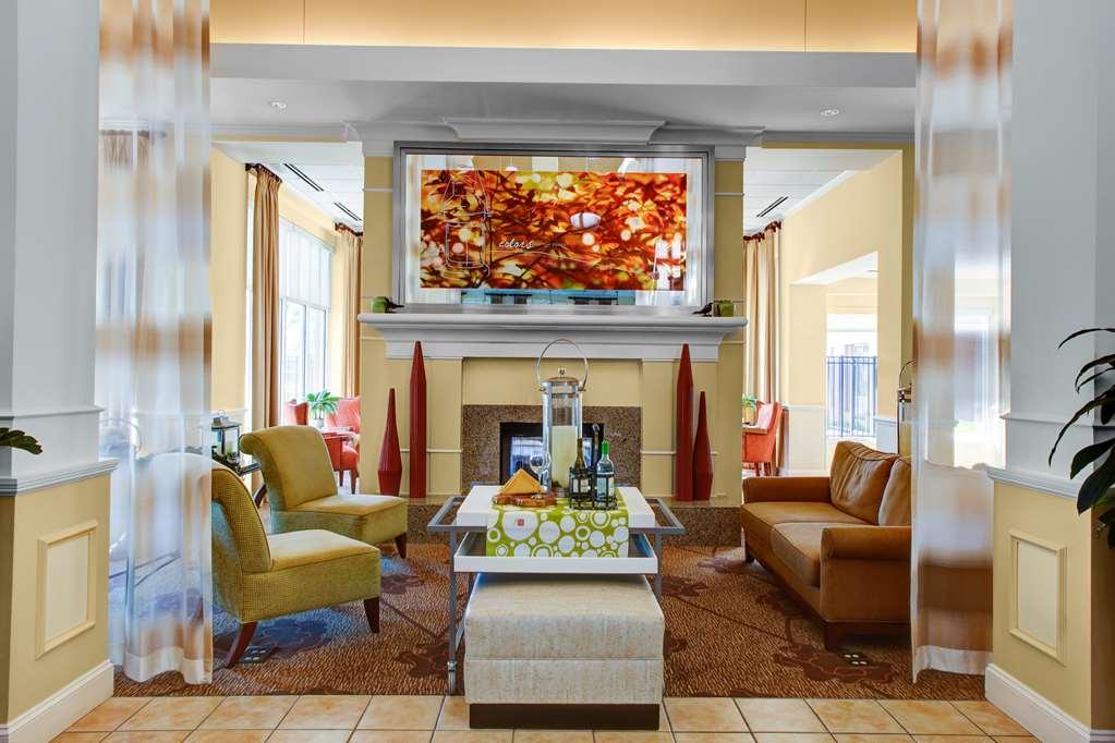 Hilton Garden Inn Wilmington Mayfaire Town Center Interior photo